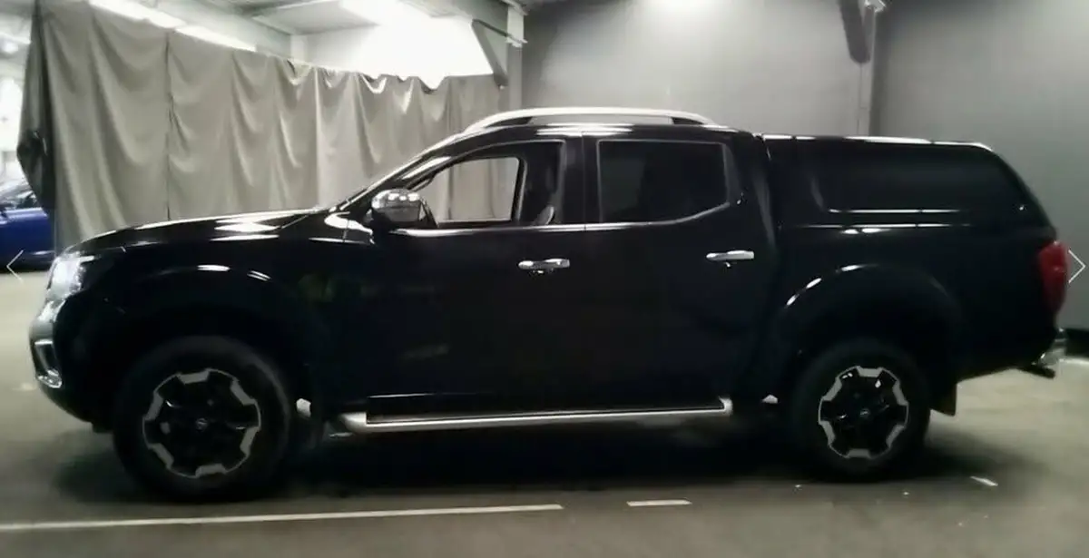 2021-nissan-navara-23dci-tt-tekna-8-navileather-auto-big-2