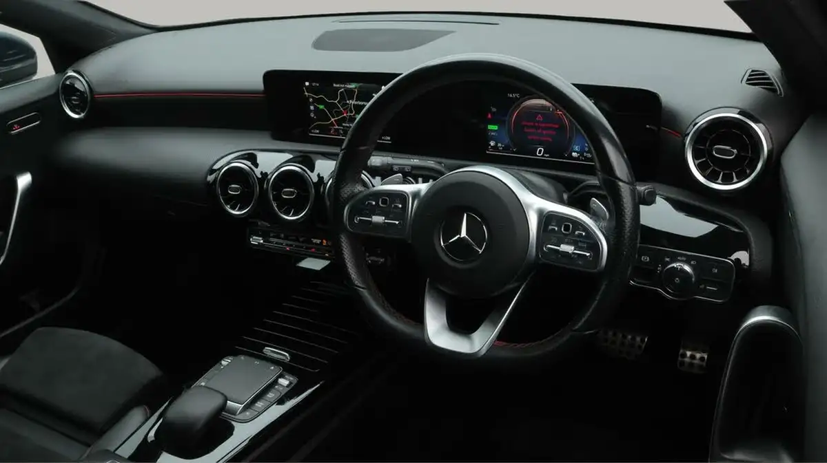 2021-mercedes-benz-a-class-13-a250e-amg-line-hatchback-5d-big-9