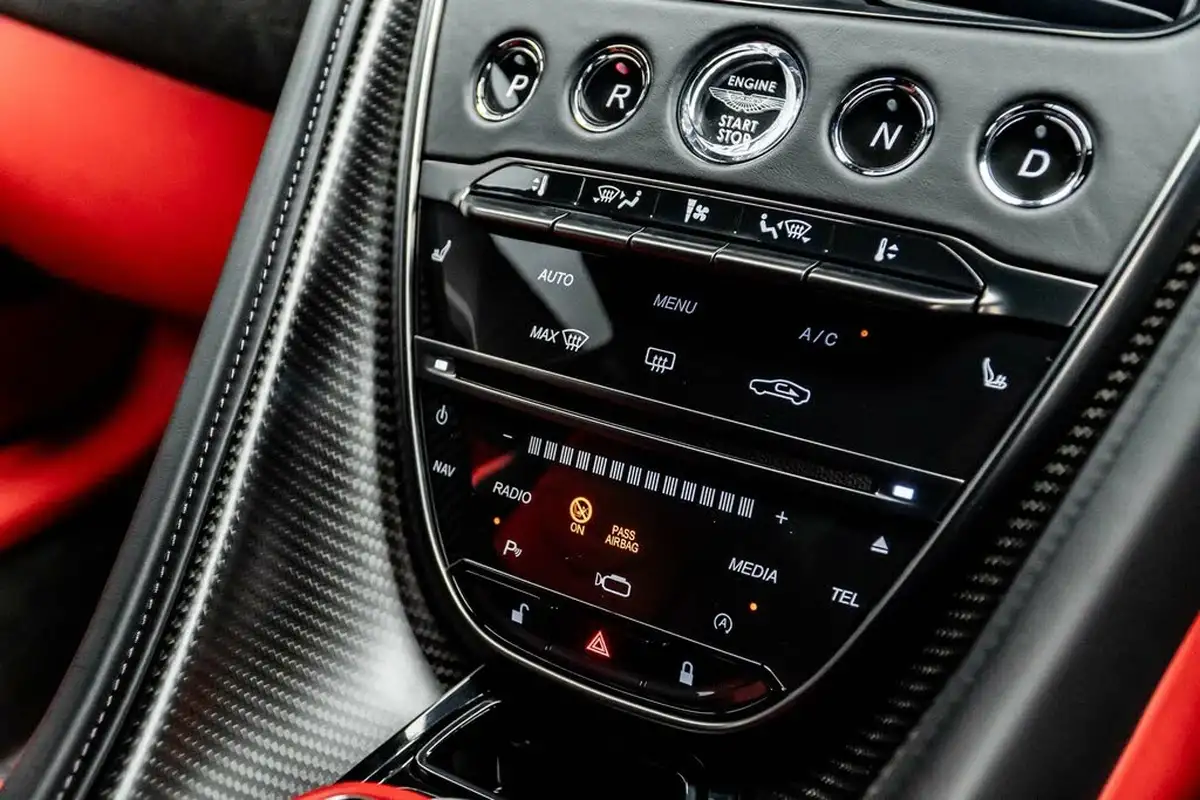 2023-aston-martin-dbs-52-v12-big-29
