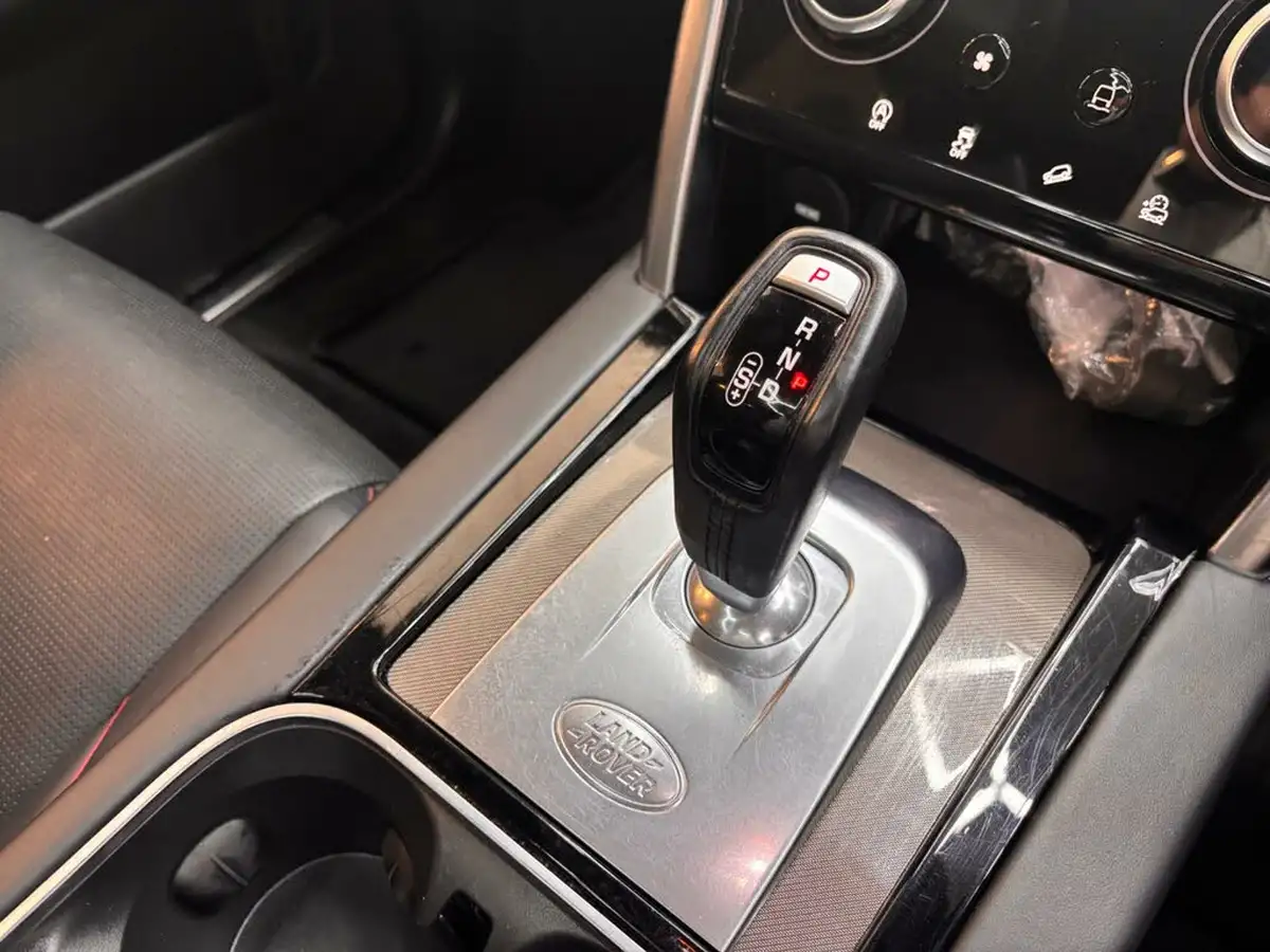 2019-land-rover-discovery-sport-20-d180-r-dynamic-hse-big-37