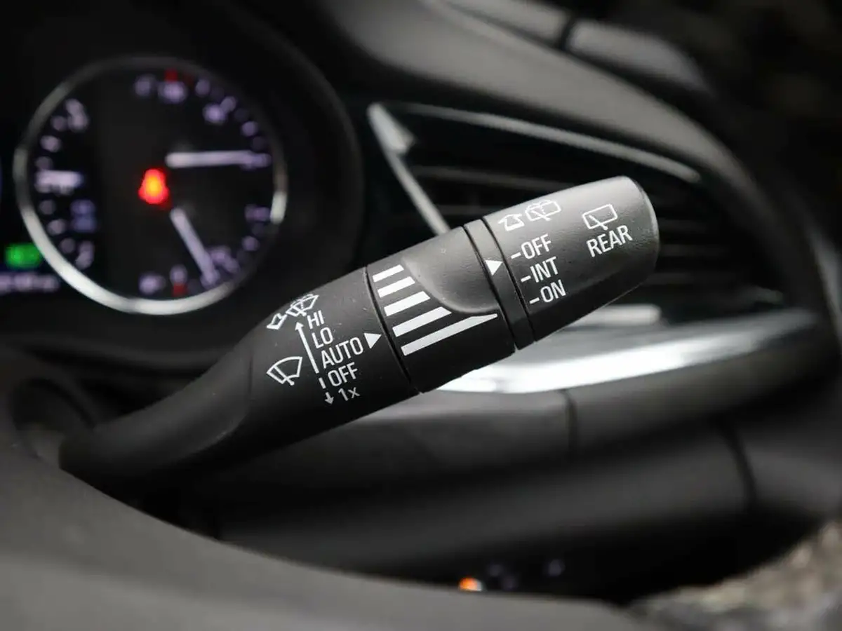 2021-vauxhall-insignia-grand-sport-15-turbo-d-ultimate-nav-big-23