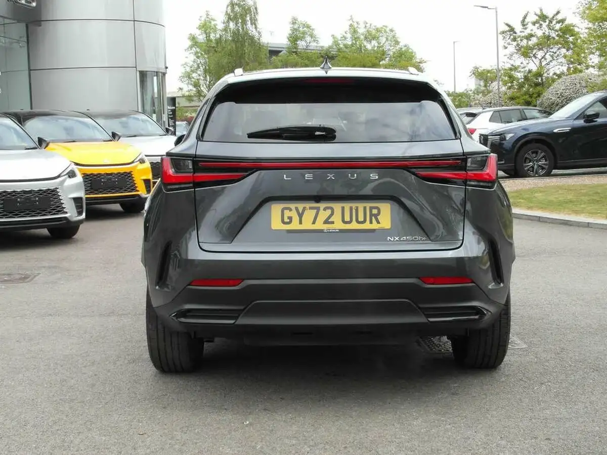 2022-lexus-nx-450h-25-nx-pack-big-8