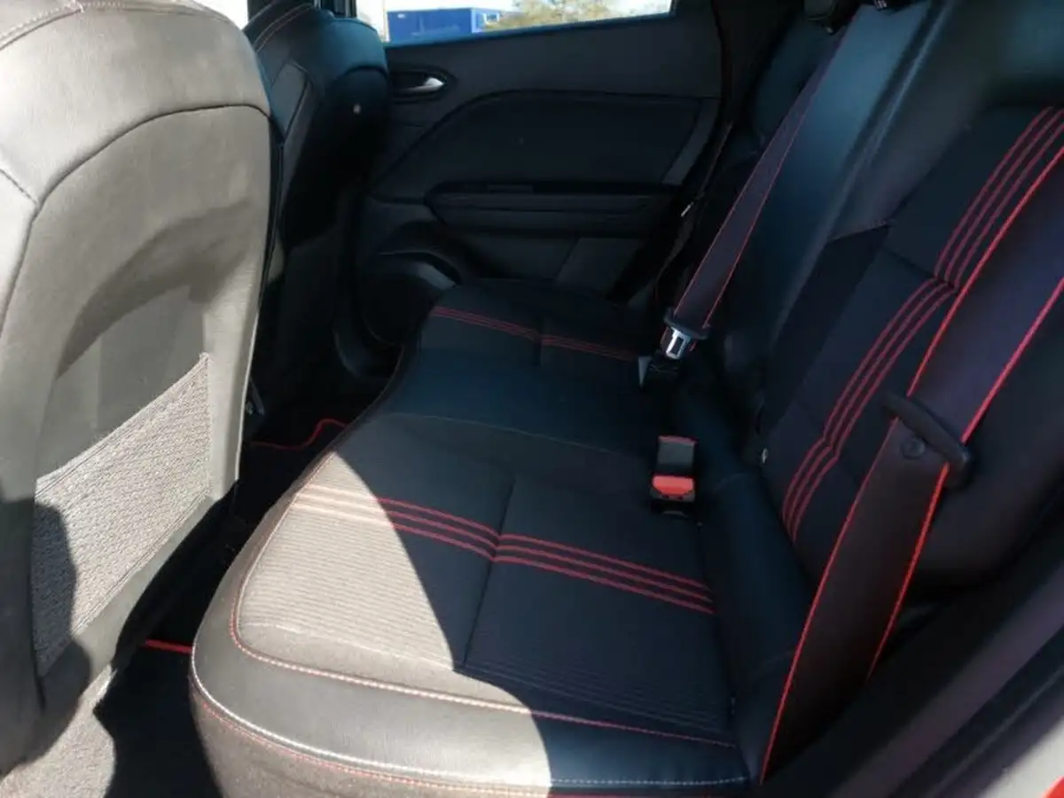 2022-renault-captur-13-tce-rs-line-edc-auto-big-5