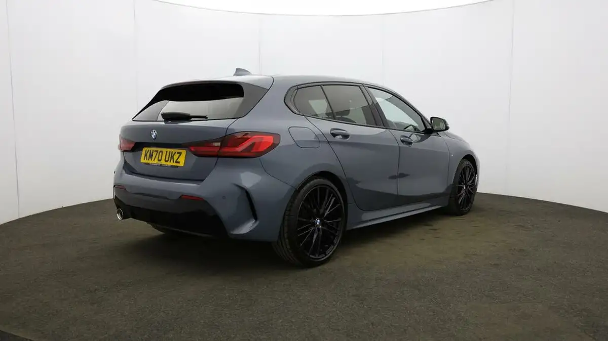 2020-bmw-1-series-big-56