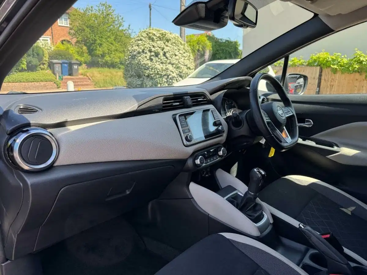 2019-nissan-micra-09-ig-t-n-connecta-big-16