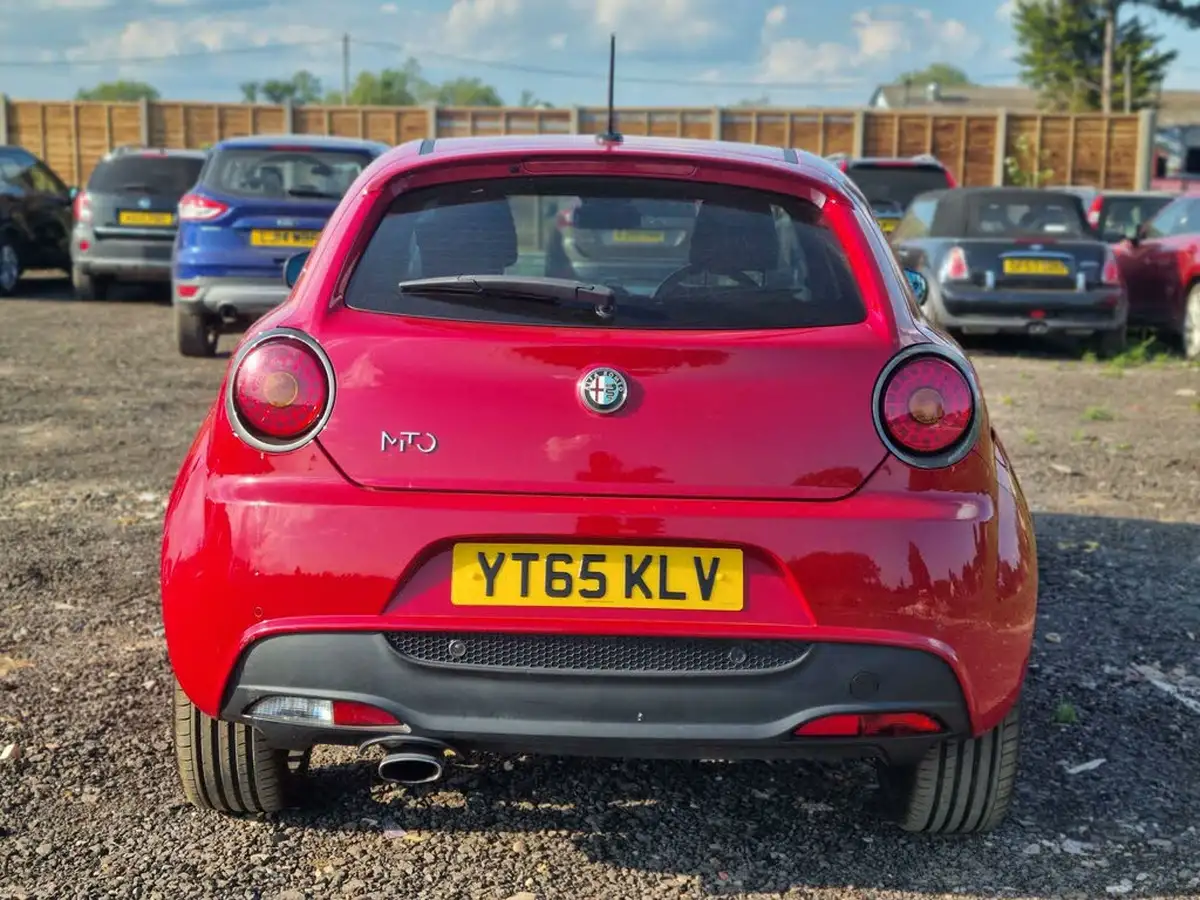 2015-alfa-romeo-mito-09-qv-line-big-7