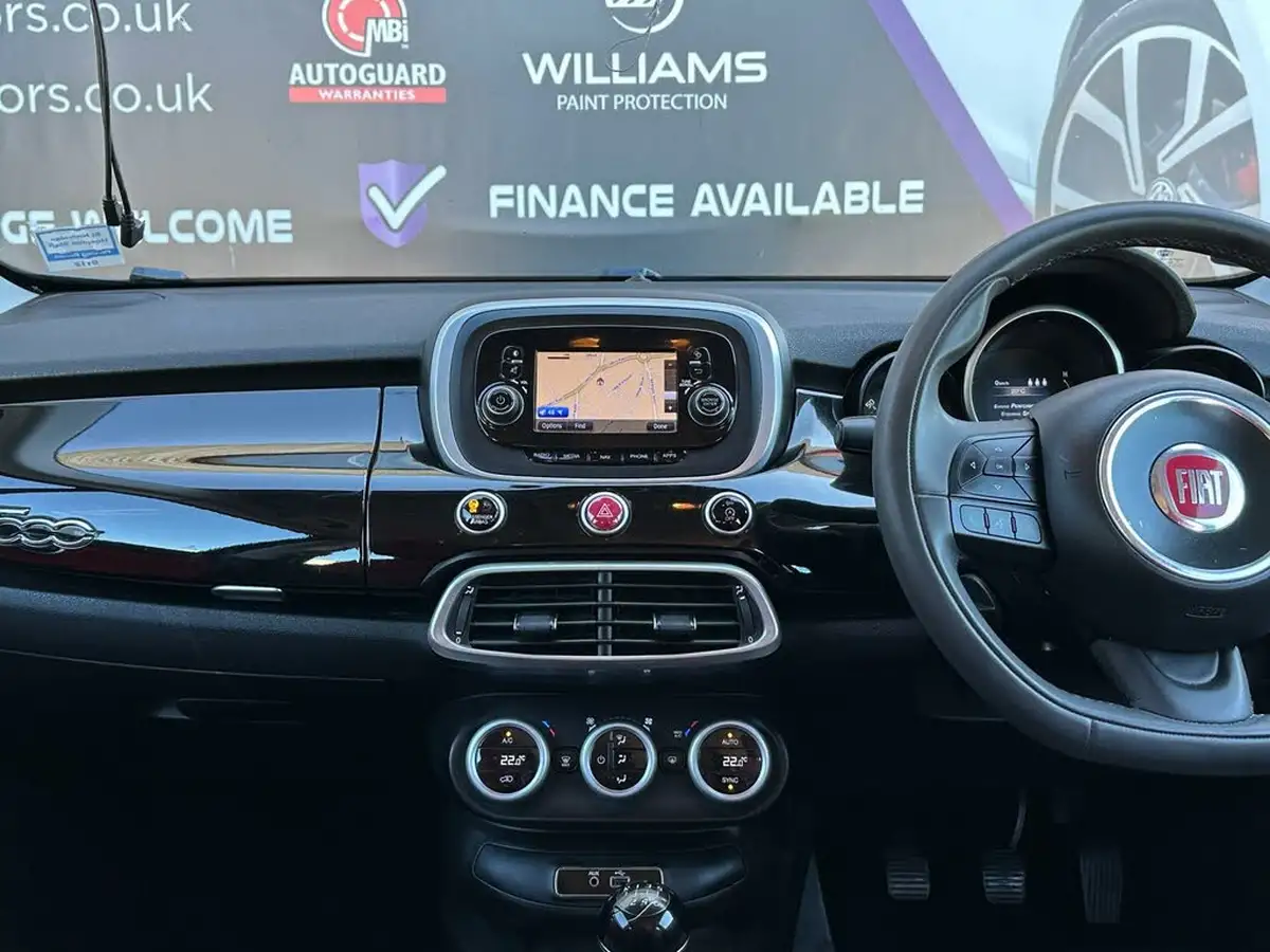 2016-fiat-500x-14-multiair-pop-star-big-21