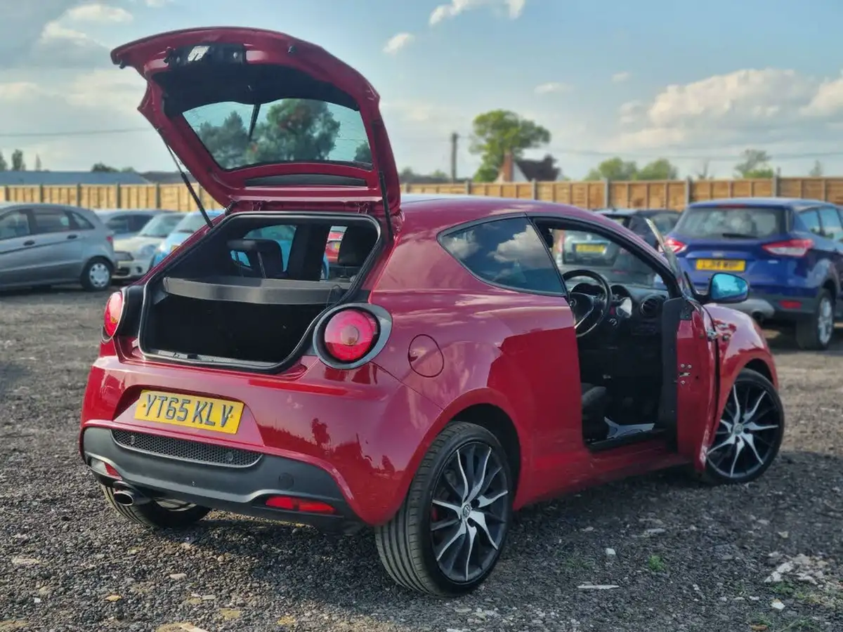 2015-alfa-romeo-mito-09-qv-line-big-31