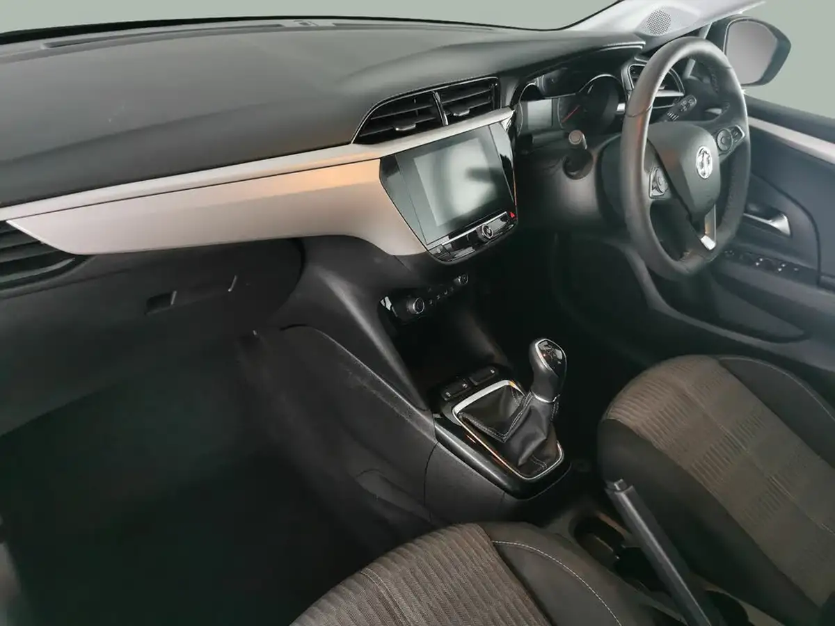 2023-vauxhall-corsa-12i-design-big-3