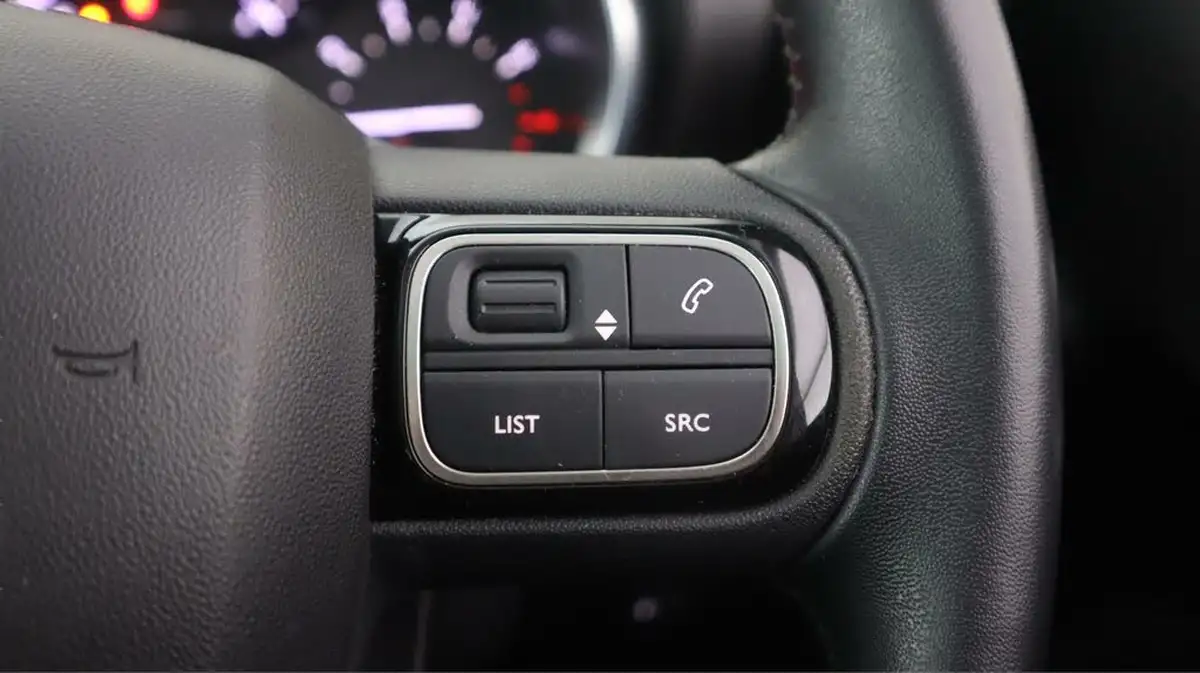 2020-citroen-c3-aircross-12-puretech-flair-110ps-ss-eat6-big-23