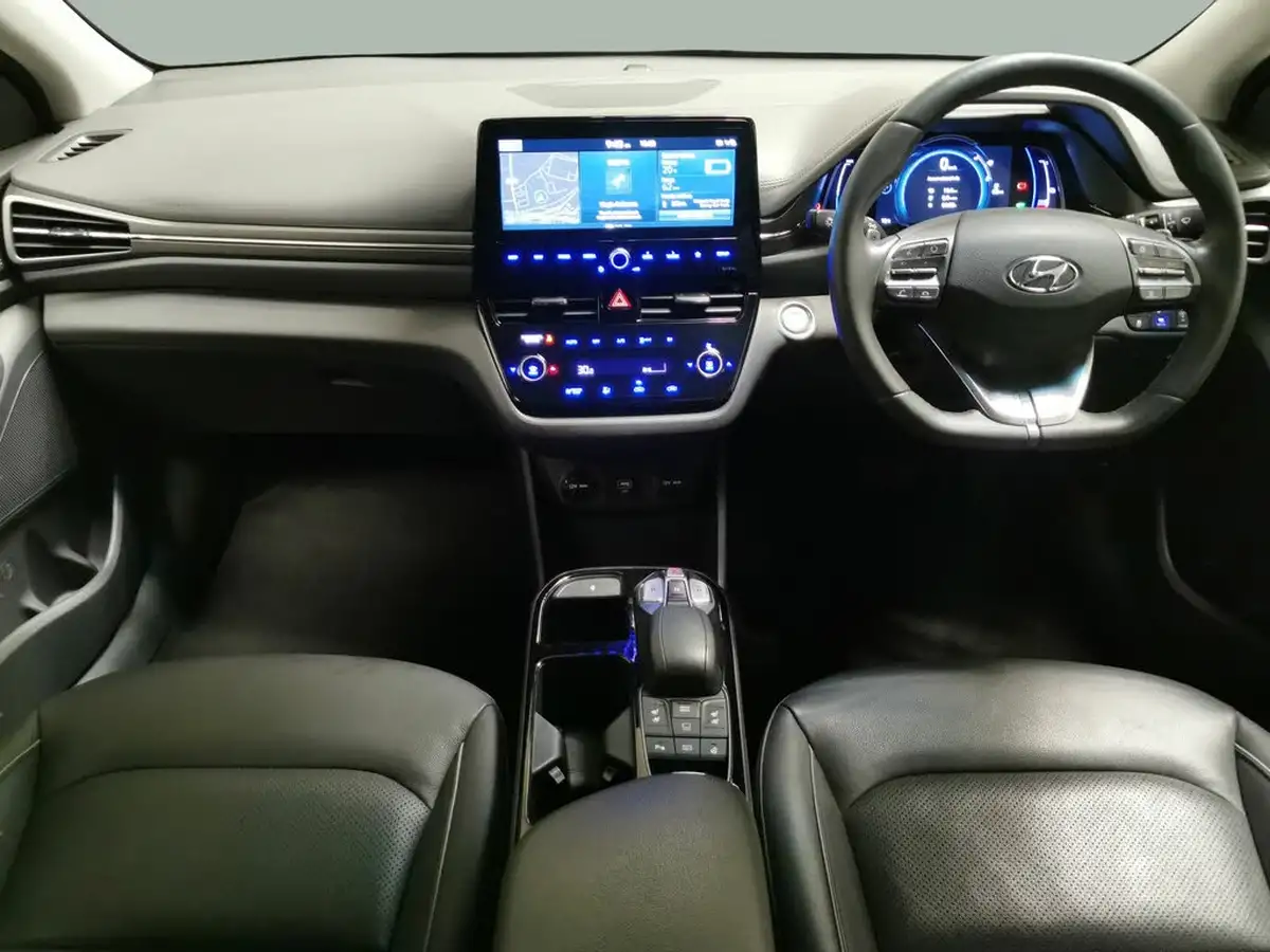 2021-hyundai-ioniq-e-premium-se-electric-100kw-big-8