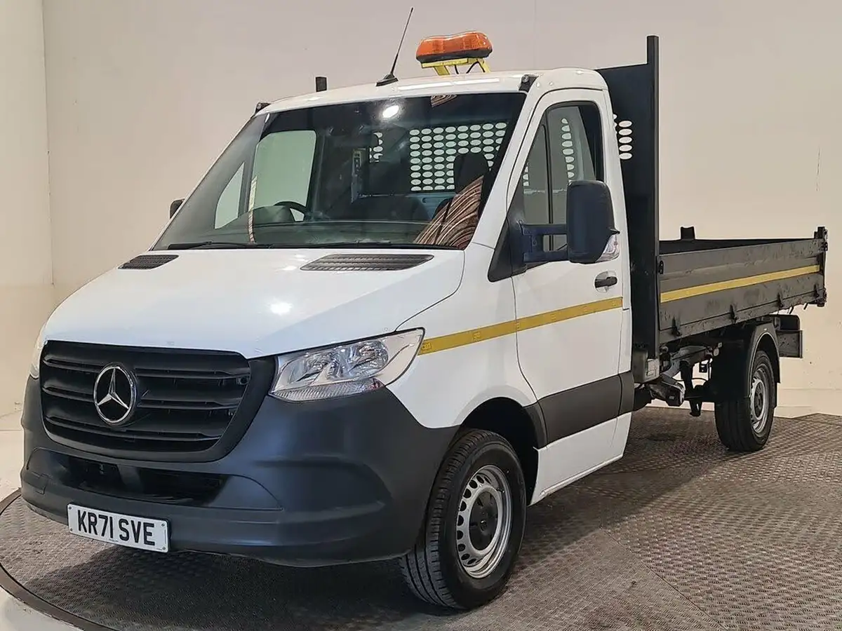 2022-mercedes-benz-sprinter-20cdi-315-l2h1-progressive-150pseu6dt-chassis-cab-rwd-big-7