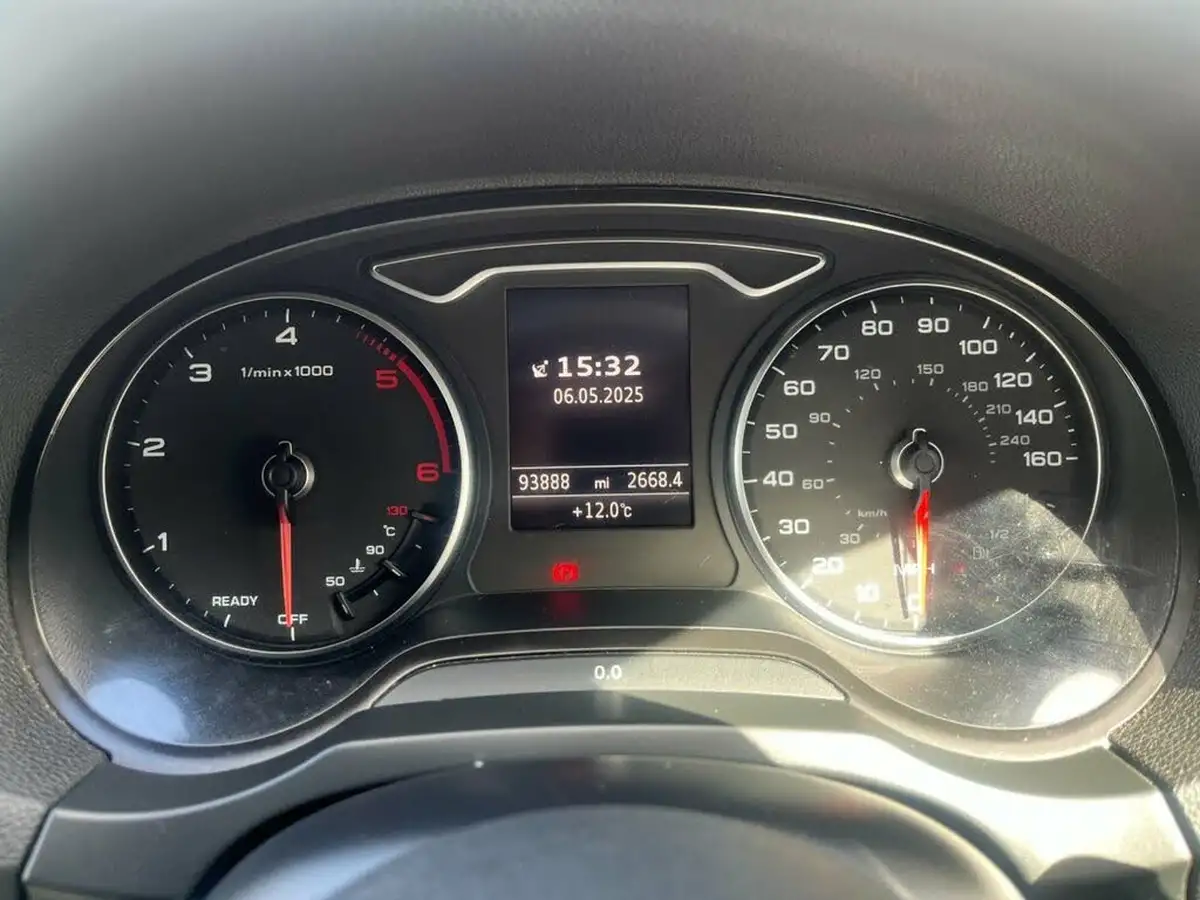 2016-audi-a3-16tdi-s-line-nav-ss-sportback-5d-big-30