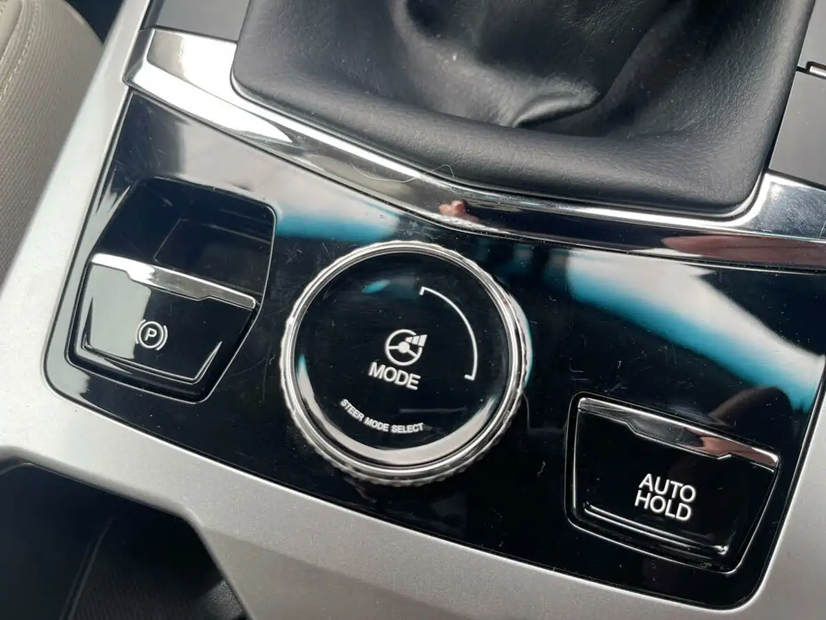 2024-kgm-ssangyong-korando-15-k40-big-57