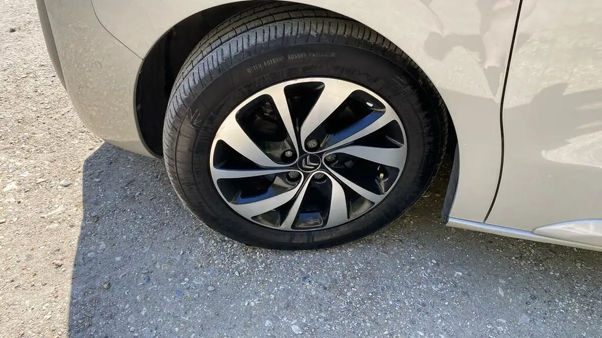 2018-citroen-spacetourer-20bluehdi-flair-m-180ps-etg6-big-25
