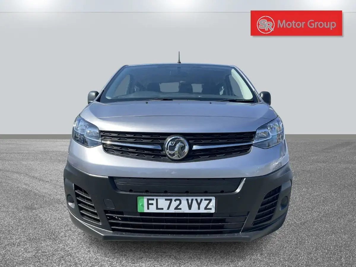 2022-vauxhall-vivaro-life-e-combi-l-9-seat-big-8