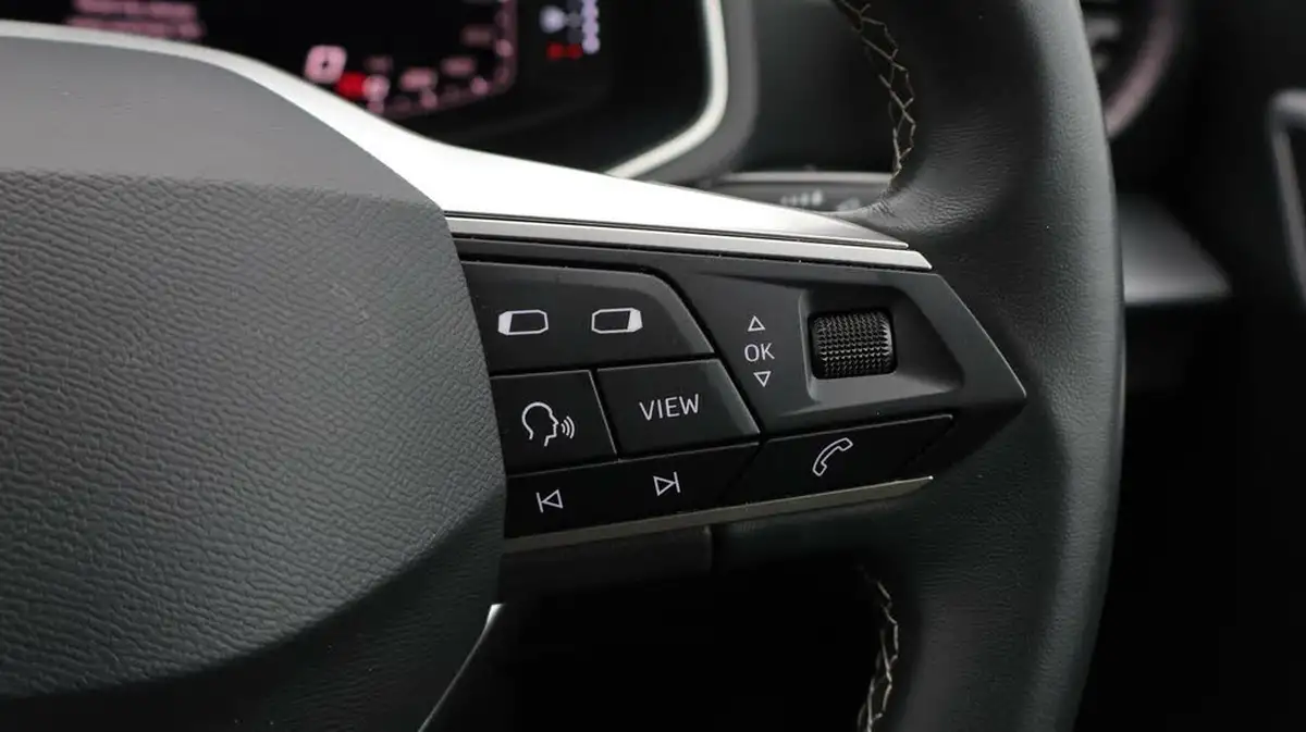 2022-seat-ibiza-10-tsi-xcellence-lux-110ps-dsg-big-23
