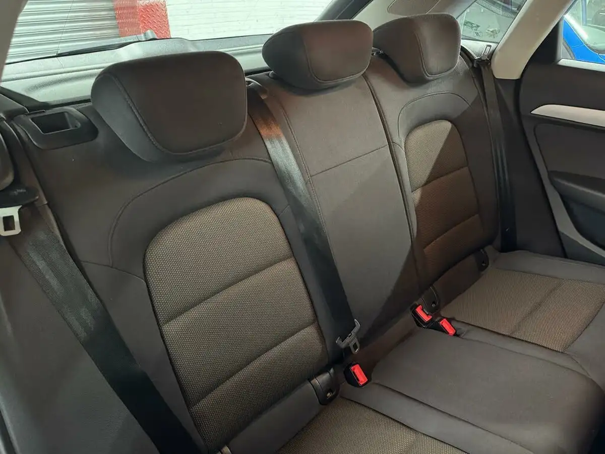 2014-audi-q3-20td-quattro-se-140ps-big-34