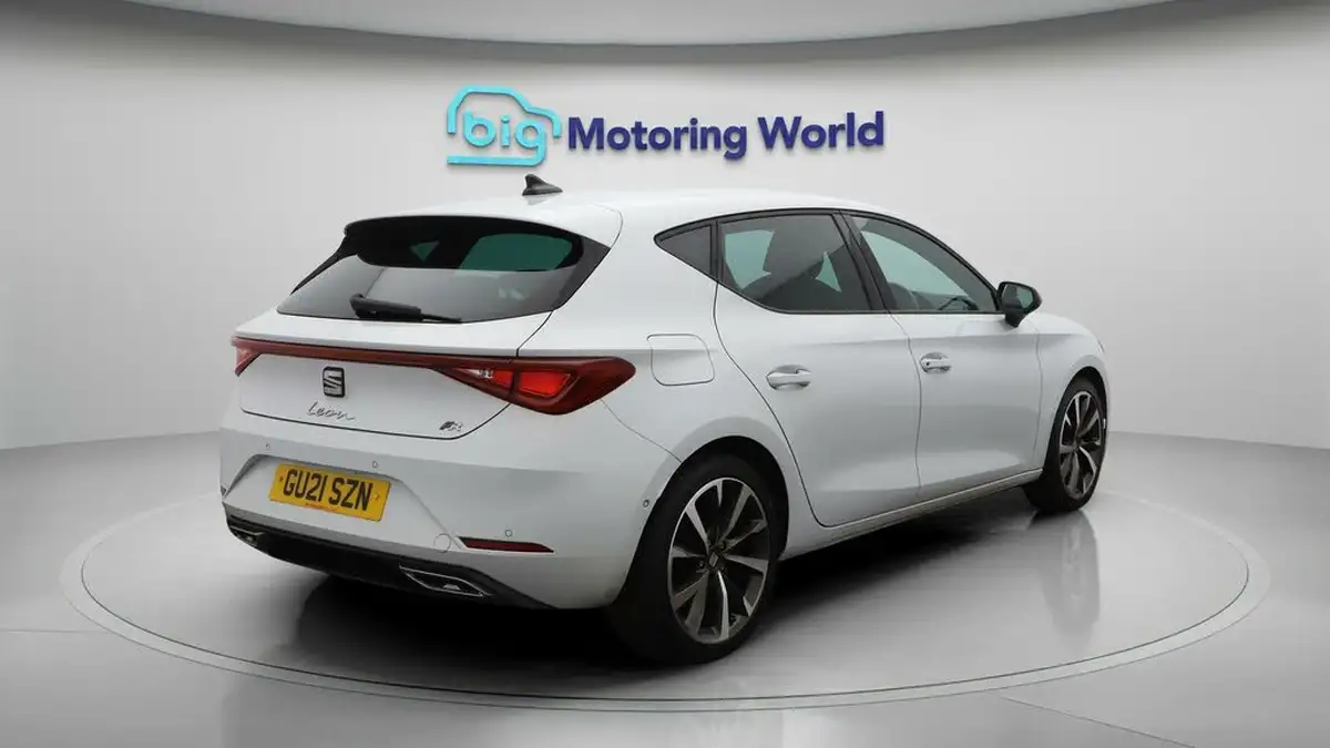 2021-seat-leon-15-tsi-evo-fr-sport-150ps-hatchback-big-7