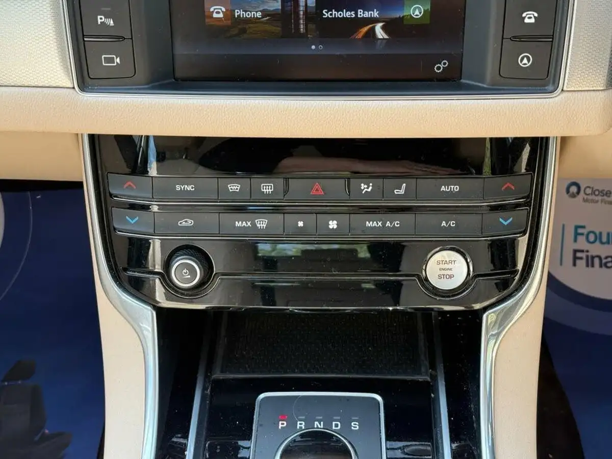 2016-jaguar-xf-20td-prestige-180ps-auto-big-16