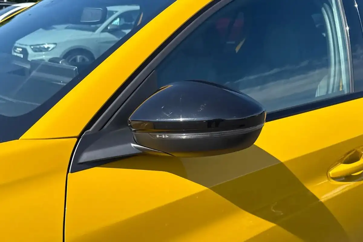 2021-peugeot-208-12-puretech-gt-100bhp-big-28
