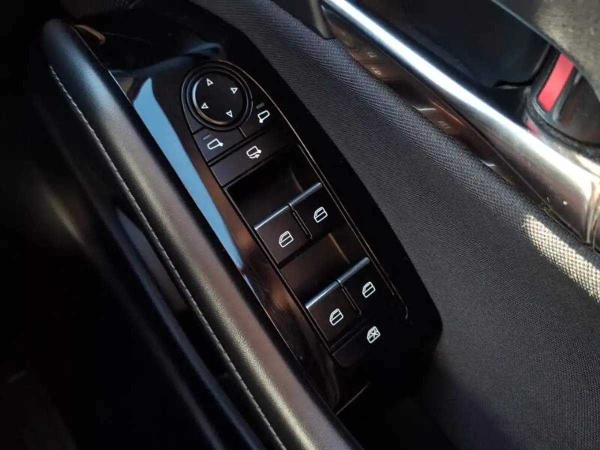 2022-mazda-cx-30-20-e-skyactiv-g-se-l-lux-big-16