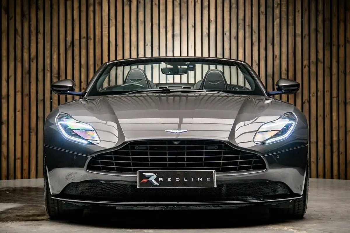 2020-aston-martin-db11-40-v8-503bhp-big-4