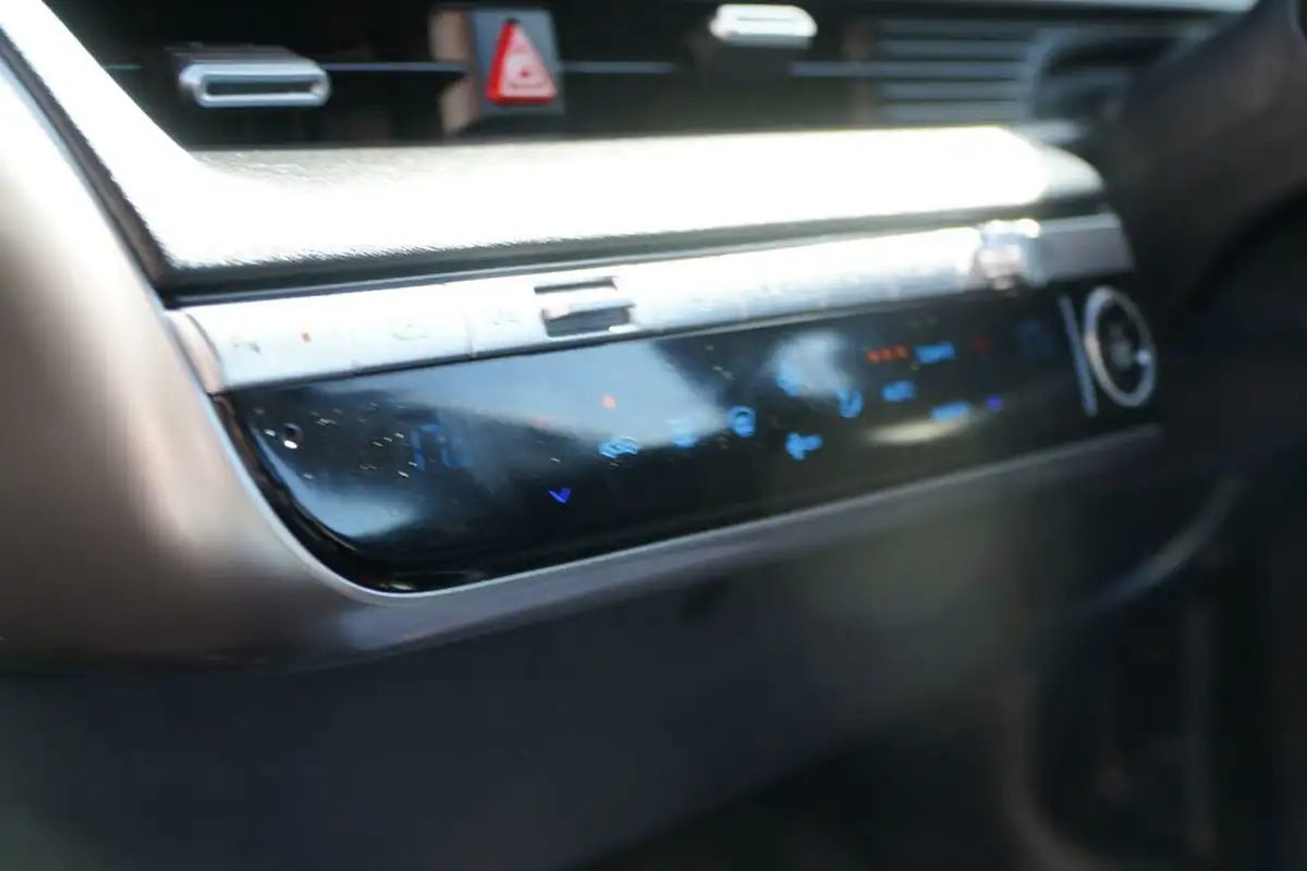 2023-hyundai-ioniq-5-e-premium-170ps-58kwh-rwd-big-29