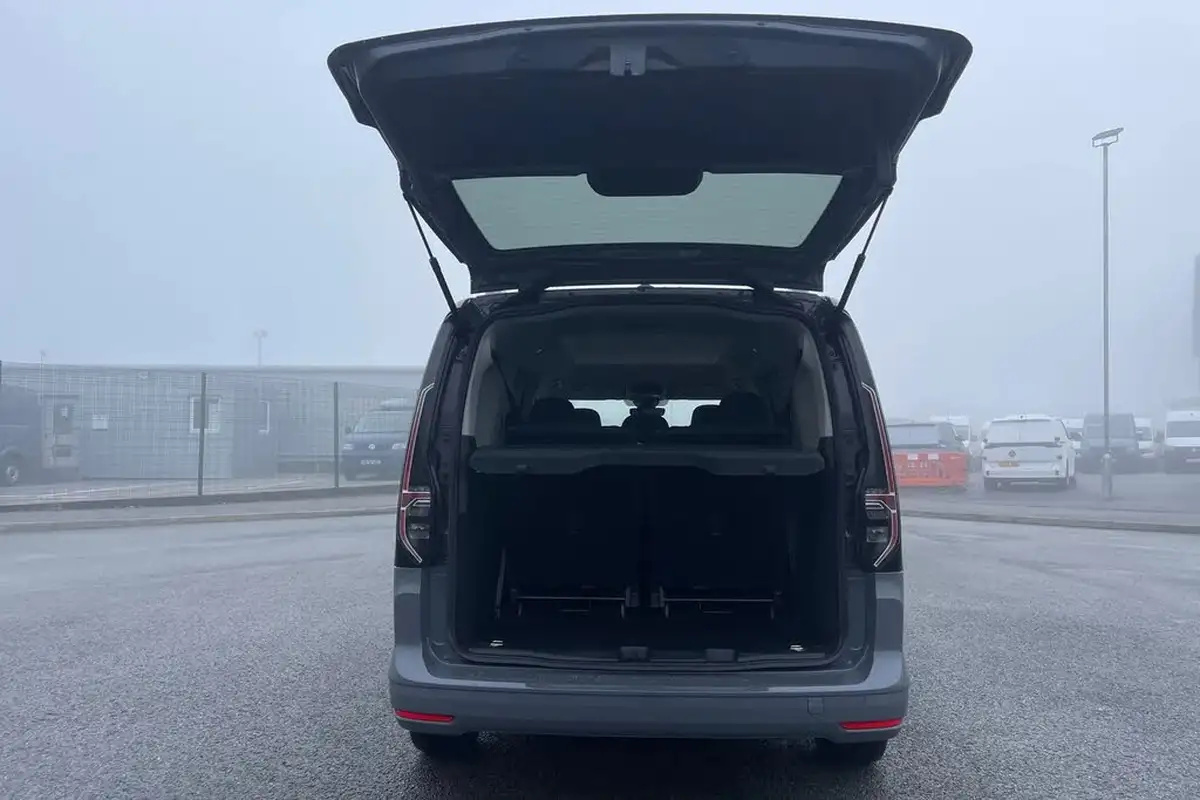 2025-volkswagen-caddy-20tdi-maxi-life-122ps-dsg-big-5