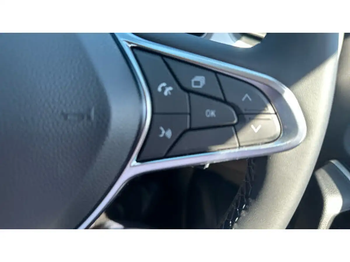 2024-renault-captur-16-techno-145ps-full-big-60