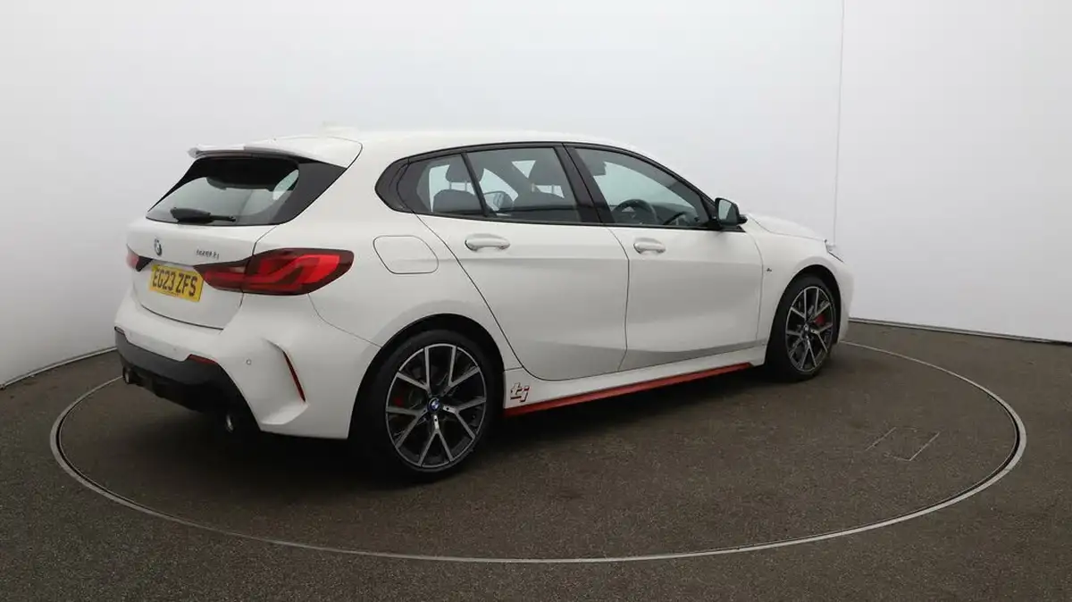2023-bmw-1-series-20-128ti-lcp-big-52