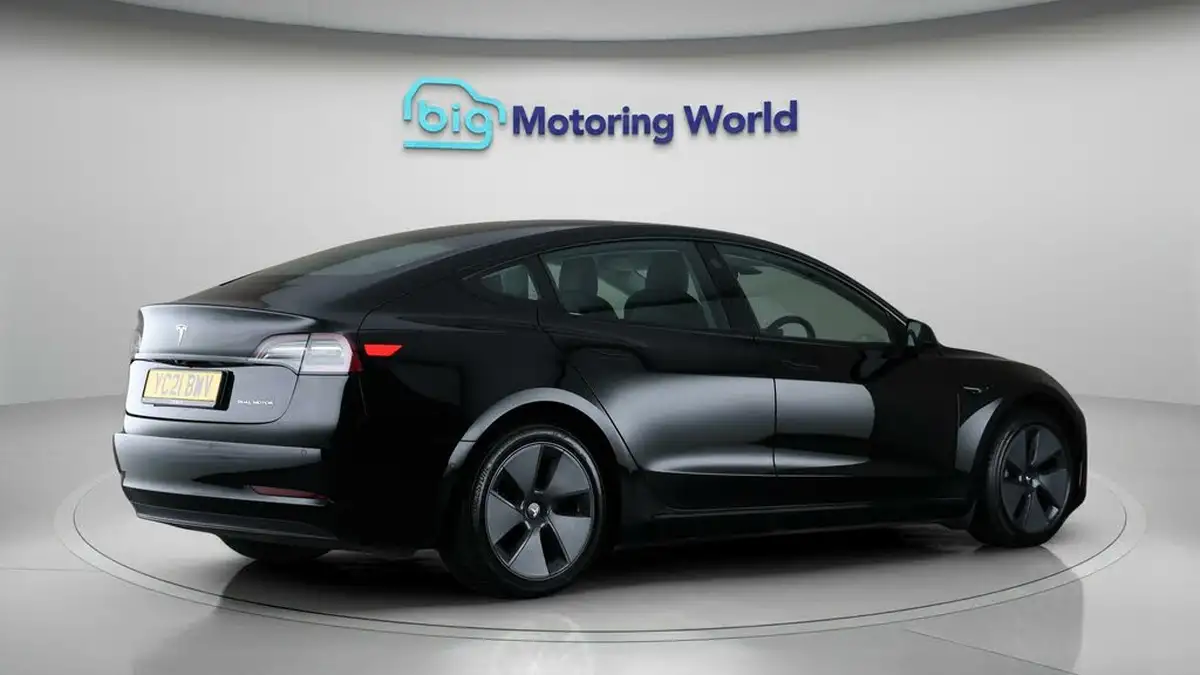 2021-tesla-model-3-e-long-range-4x4-big-7
