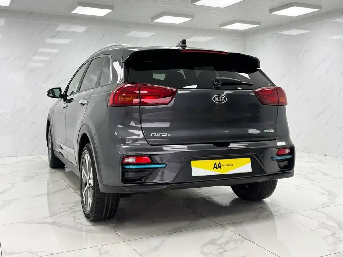 2021-kia-e-niro-ev-4-big-8