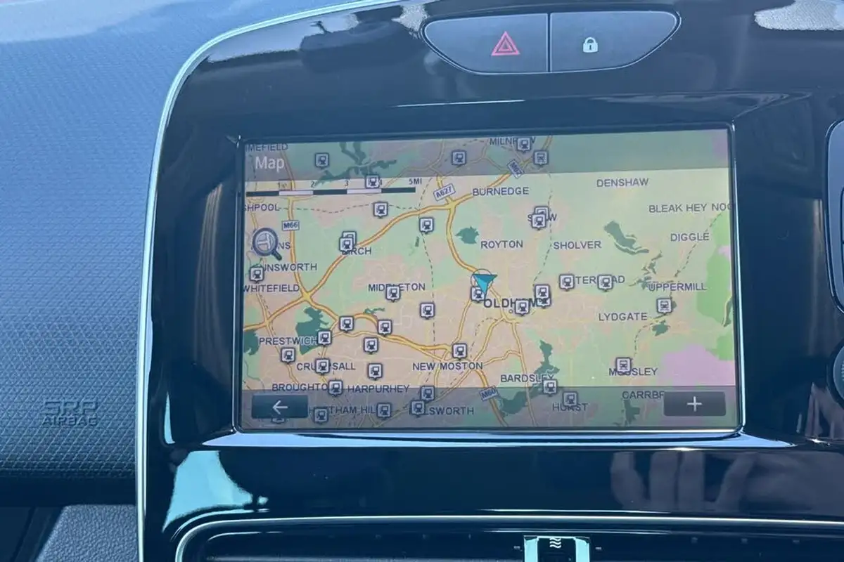 2018-renault-clio-12-tce-dynamique-s-nav-big-35