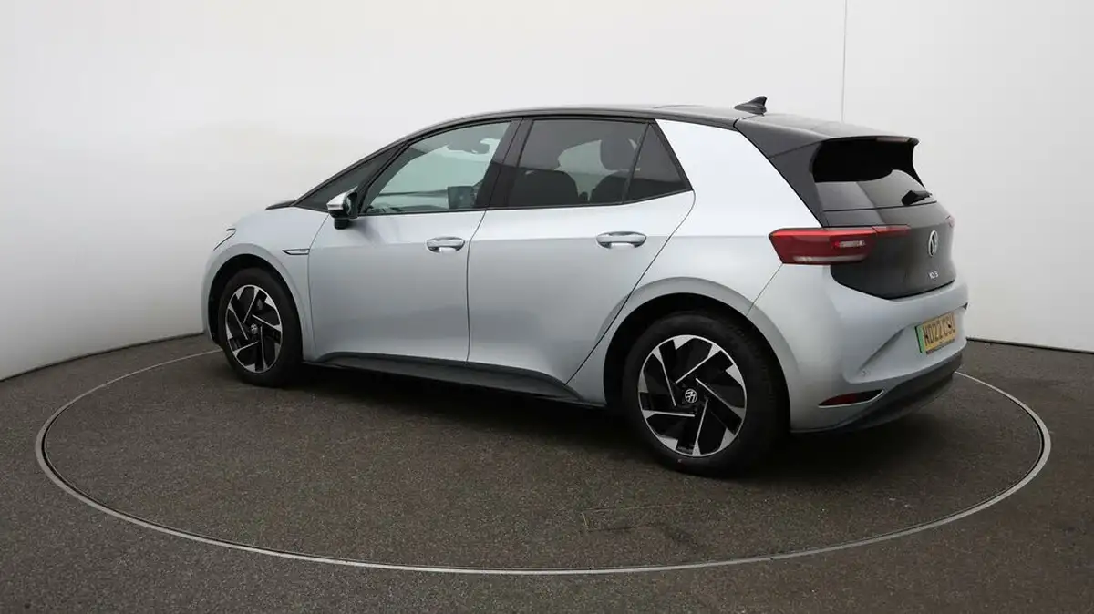 2022-volkswagen-id3-e-max-big-35