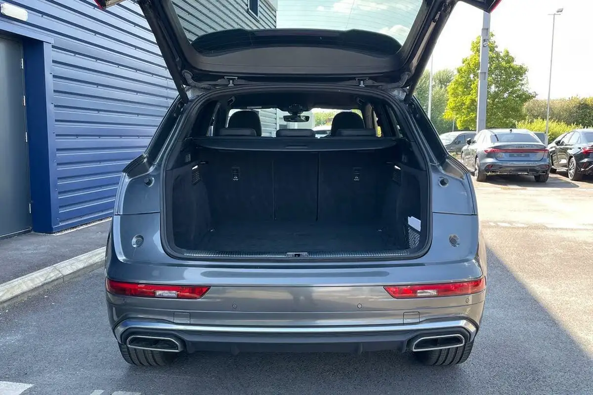 2021-audi-q5-20-40-tdi-s-line-station-wagon-big-18