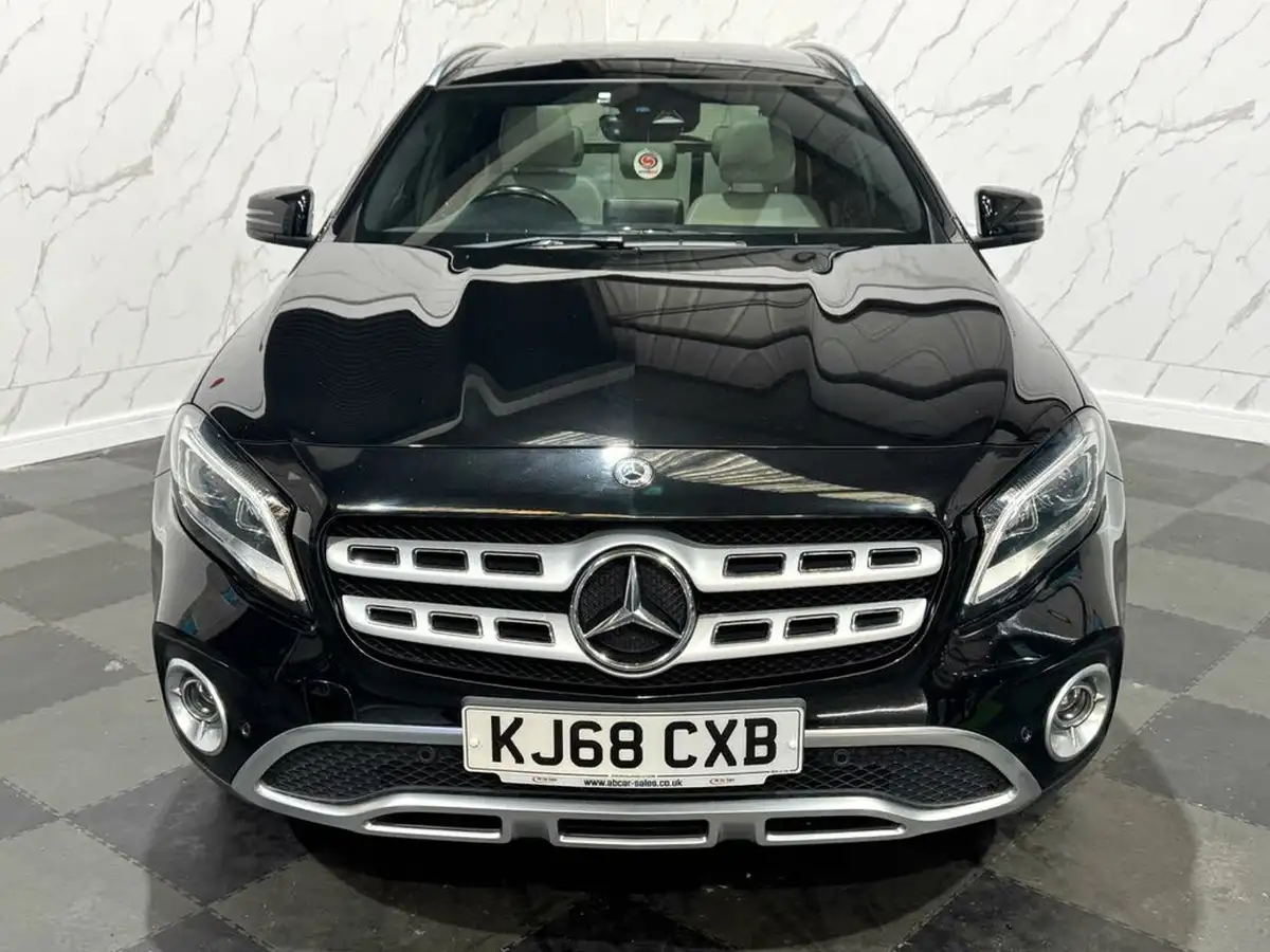 2019-mercedes-benz-gla-class-21d-gla-200d-sport-premium-plusss-big-2