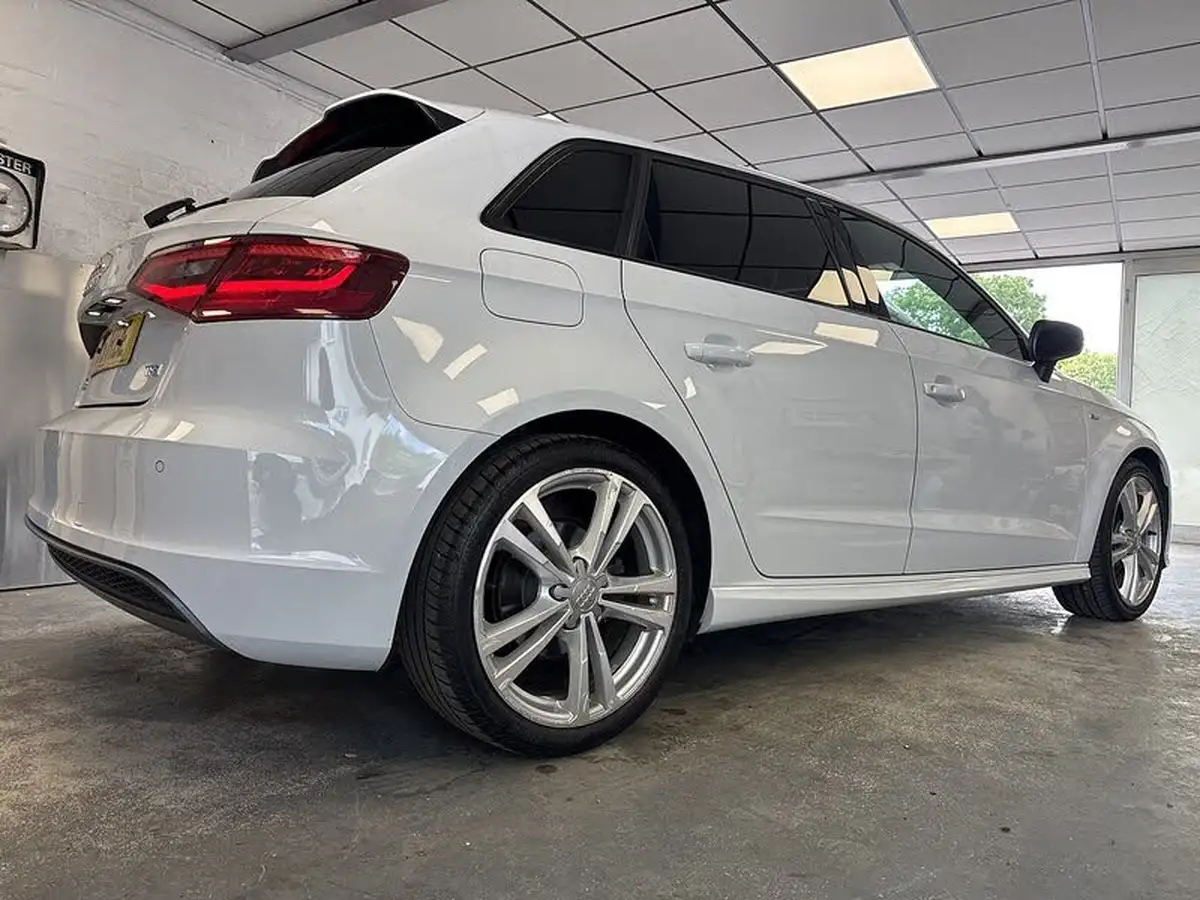 2016-audi-a3-14-tfsi-s-line-150ps-nav-cod-sportback-5d-1395cc-tronic-big-6