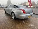 2010-jaguar-xj-series-30td-xj-portfolio-lwb-small-5