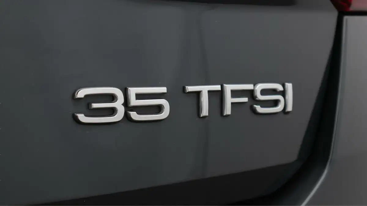 2022-audi-q2-15-35-tfsi-sport-s-tronic-big-22
