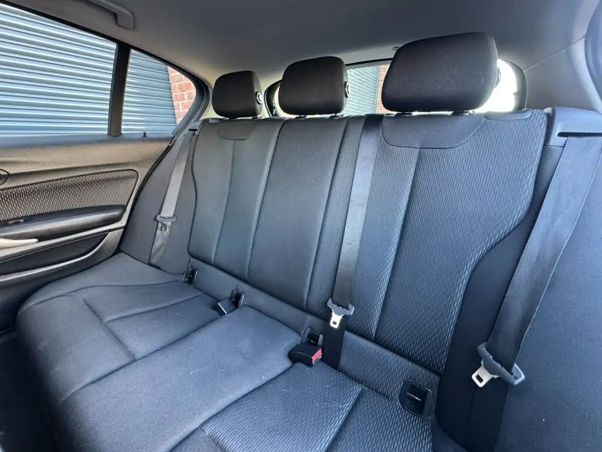 2017-bmw-1-series-15td-116d-eff-dyn-plus-5d-big-16