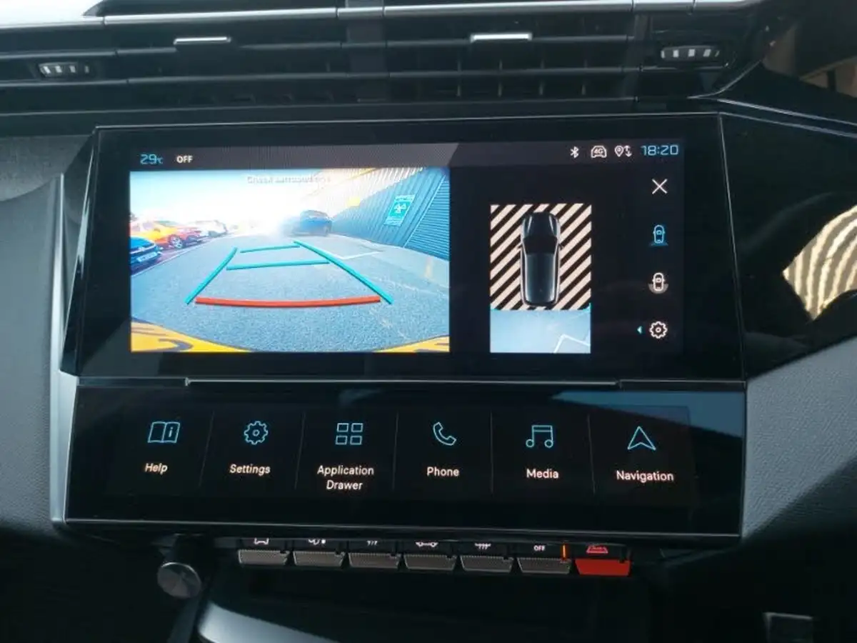 2024-peugeot-308-12-puretech-allure-130ps-ss-eat8-big-10