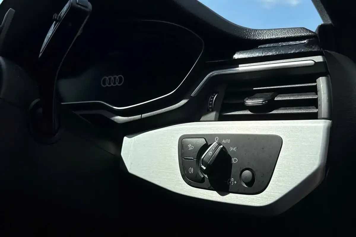 2019-audi-a4-avant-20-40-tfsi-sport-big-37