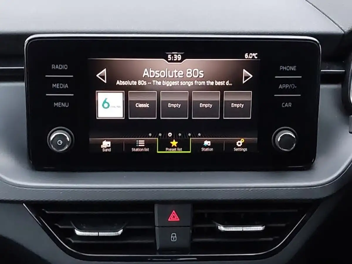2020-skoda-kamiq-10-tsi-se-115ps-dsg-big-10