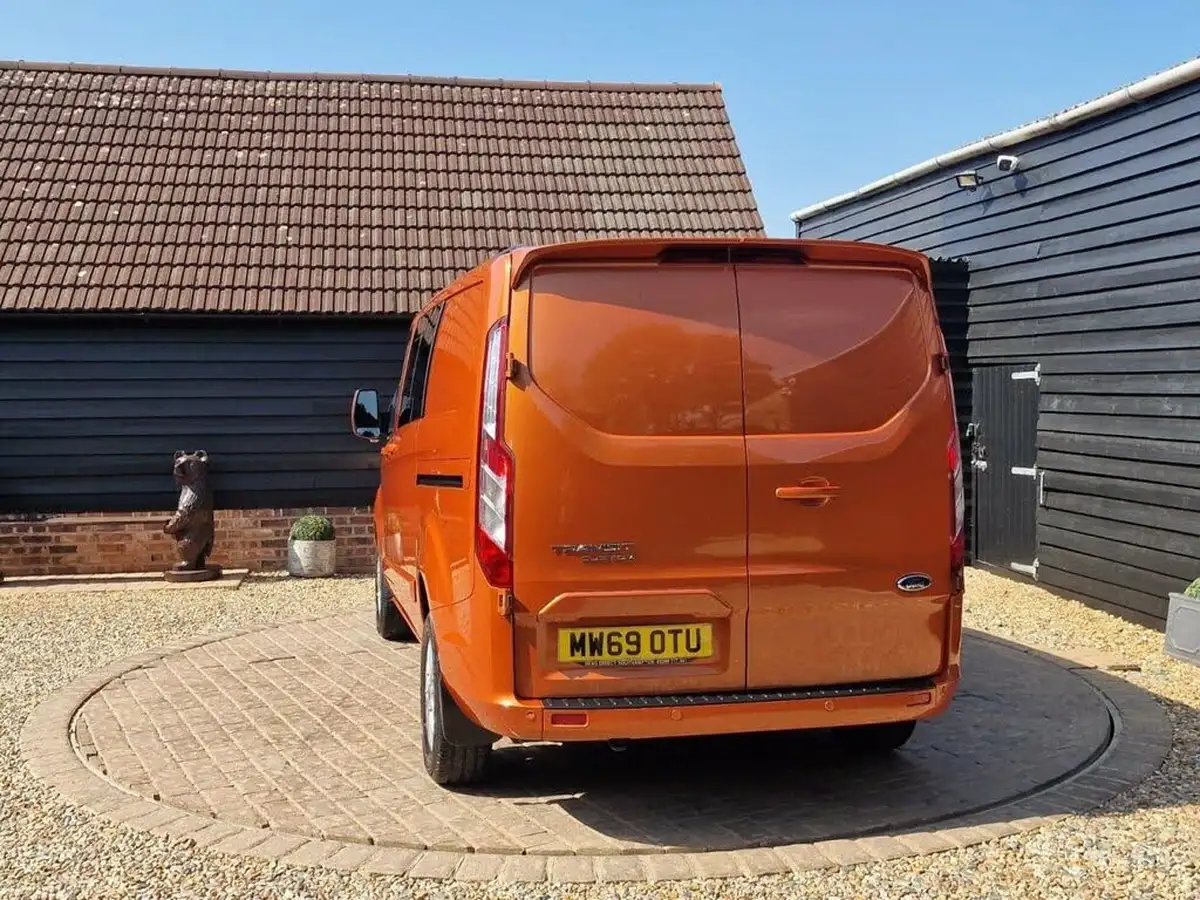 2019-ford-transit-custom-20tdci-300-l1h1-limited-130pseu6dt-double-cab-in-van-big-31