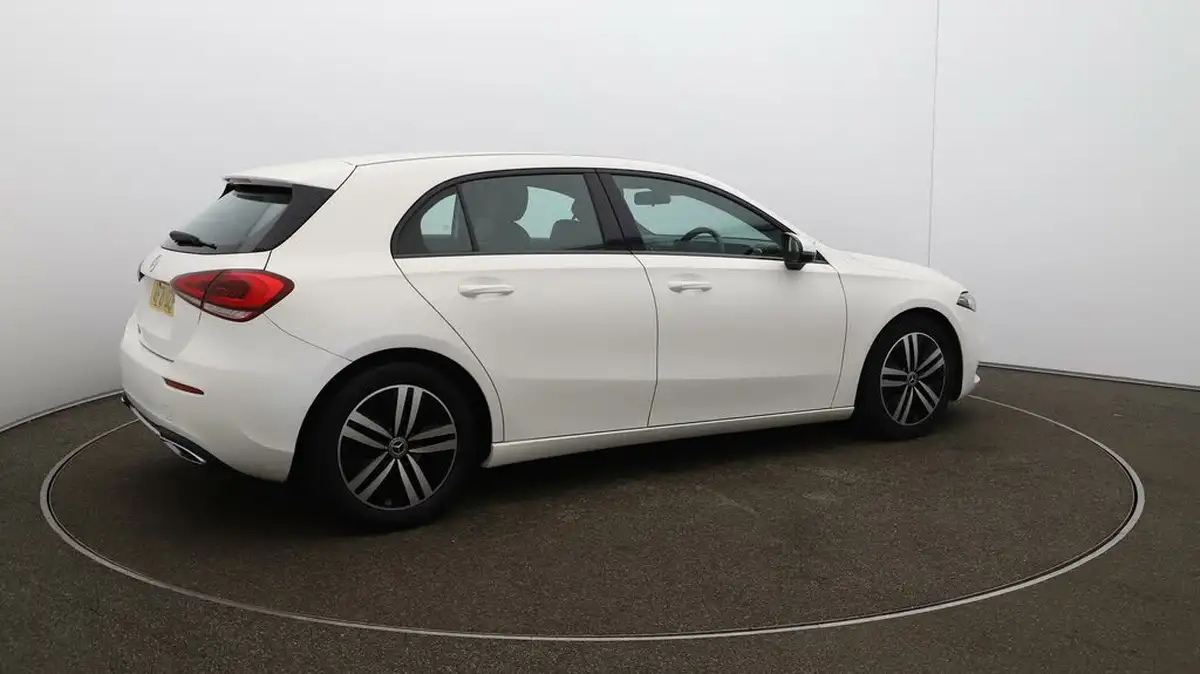 2021-mercedes-benz-a-class-15d-a180d-sport-hatchback-5d-7g-dct-big-50