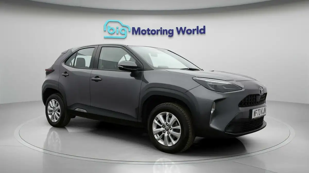2023-toyota-yaris-cross-15-vvt-i-icon-big-1