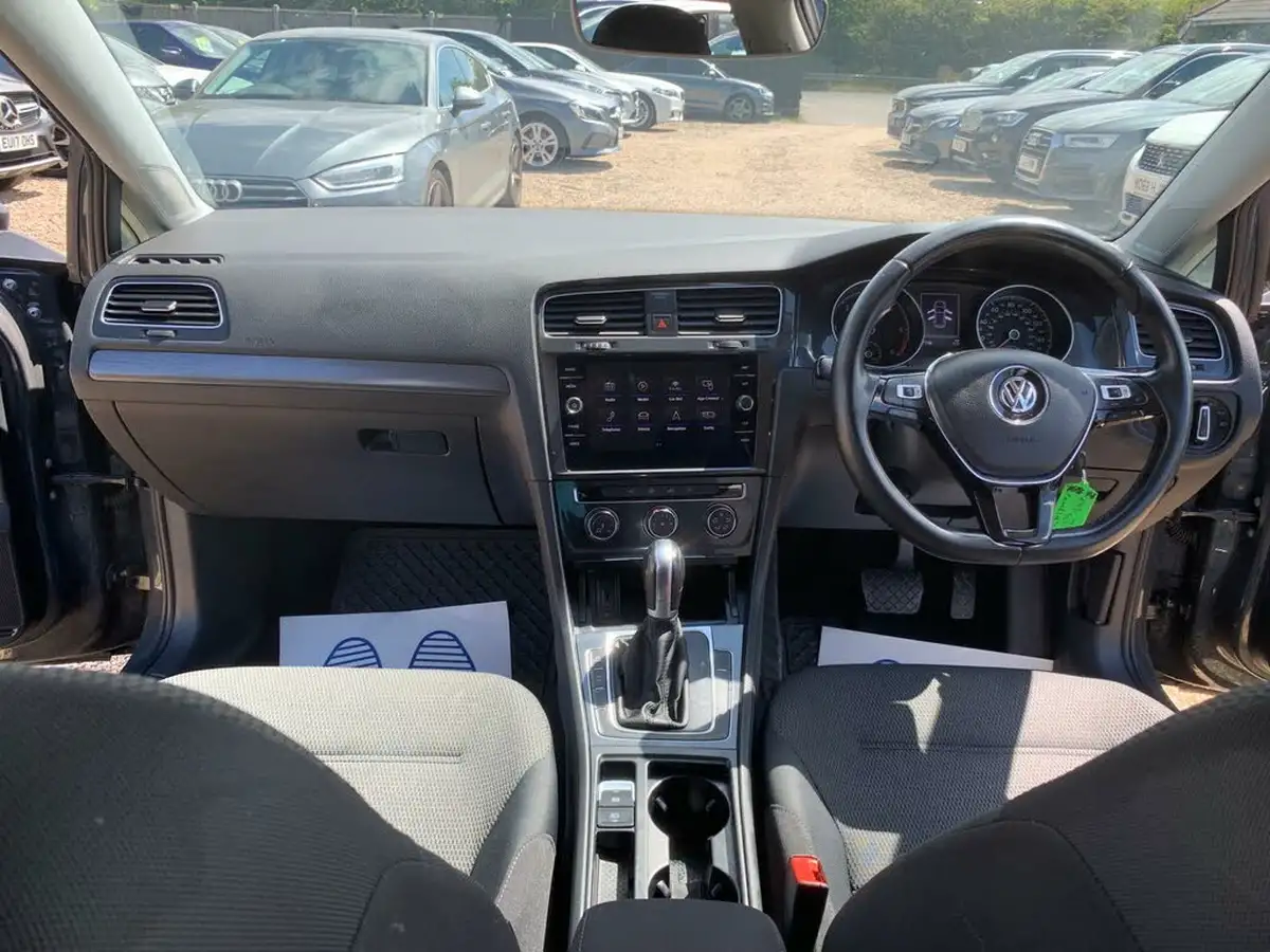 2019-volkswagen-golf-16tdi-match-hatchback-5d-dsg-big-29