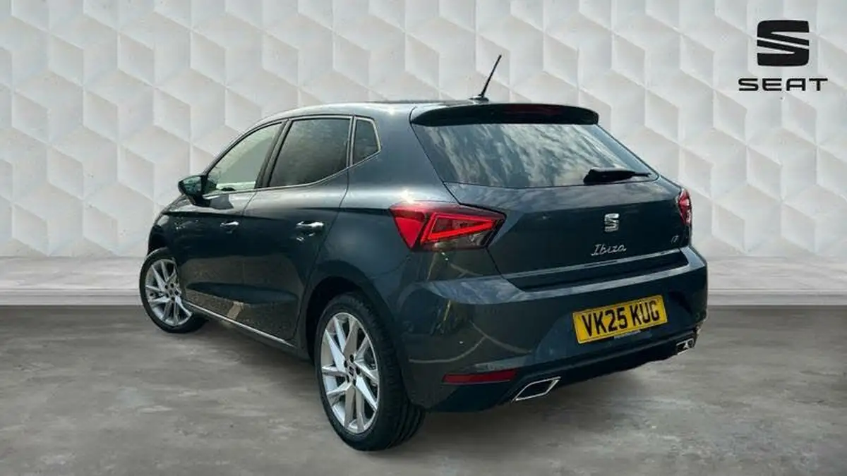 2025-seat-ibiza-10-tsi-fr-115ps-dsg-big-2