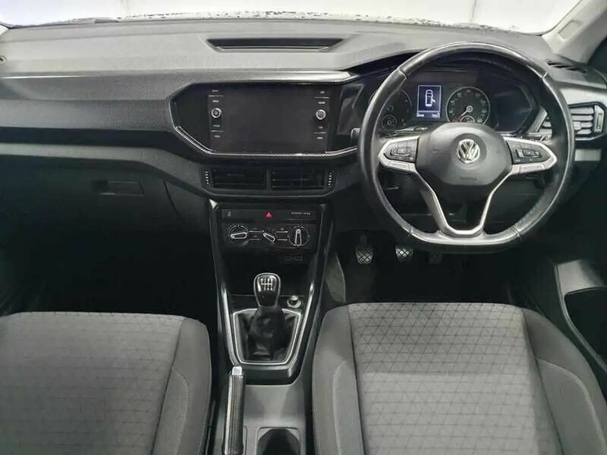2020-volkswagen-t-cross-10-tsi-se-115ps-big-10